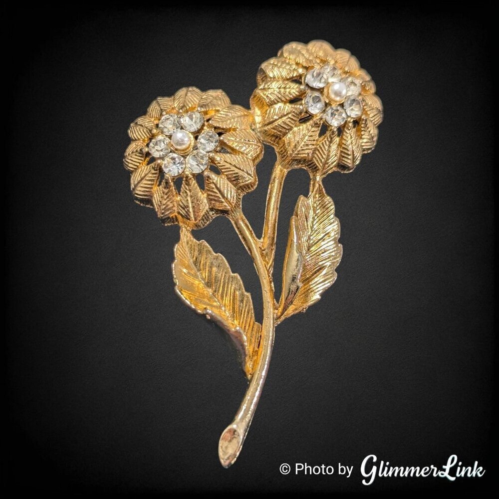 Vintage Gold Tone Double Flower Brooch with Rhinestones and Faux Pearls